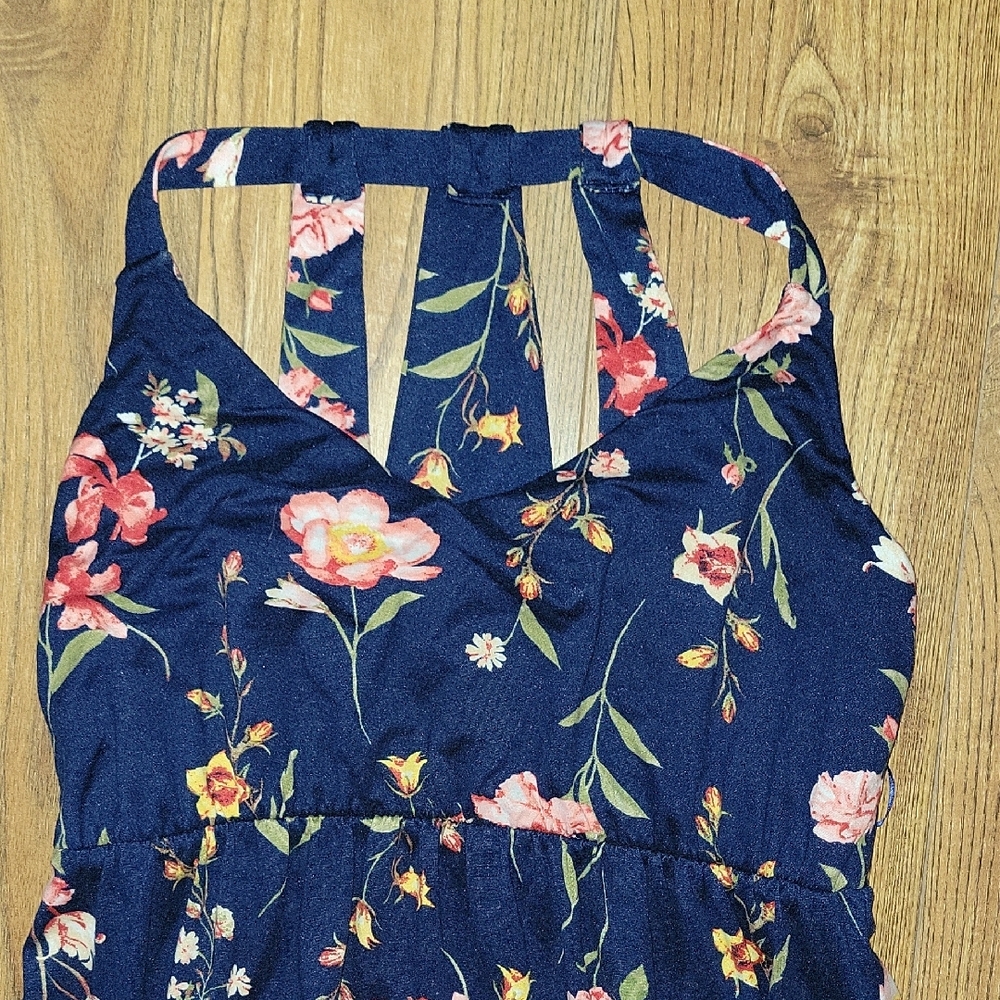 Floral Halter Maxi Dress - Picture 3 of 8